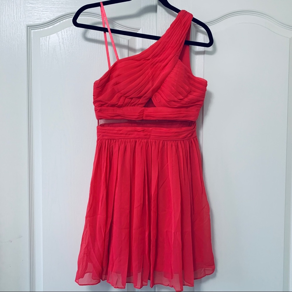 HAILEY LOGAN BY ADRIANNA PAPELL Coral Pink One Shoulder Cocktail Dress